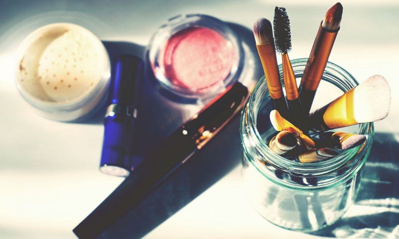 Must Have Makeup Accessories